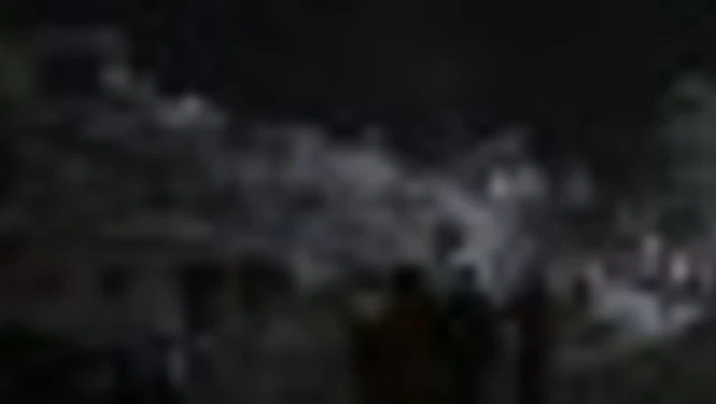Venezuela, si scava ancora: 21enne estratto vivo dopo 5 giorni