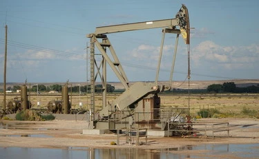 Petrolio protagonista del mondo nel 2026