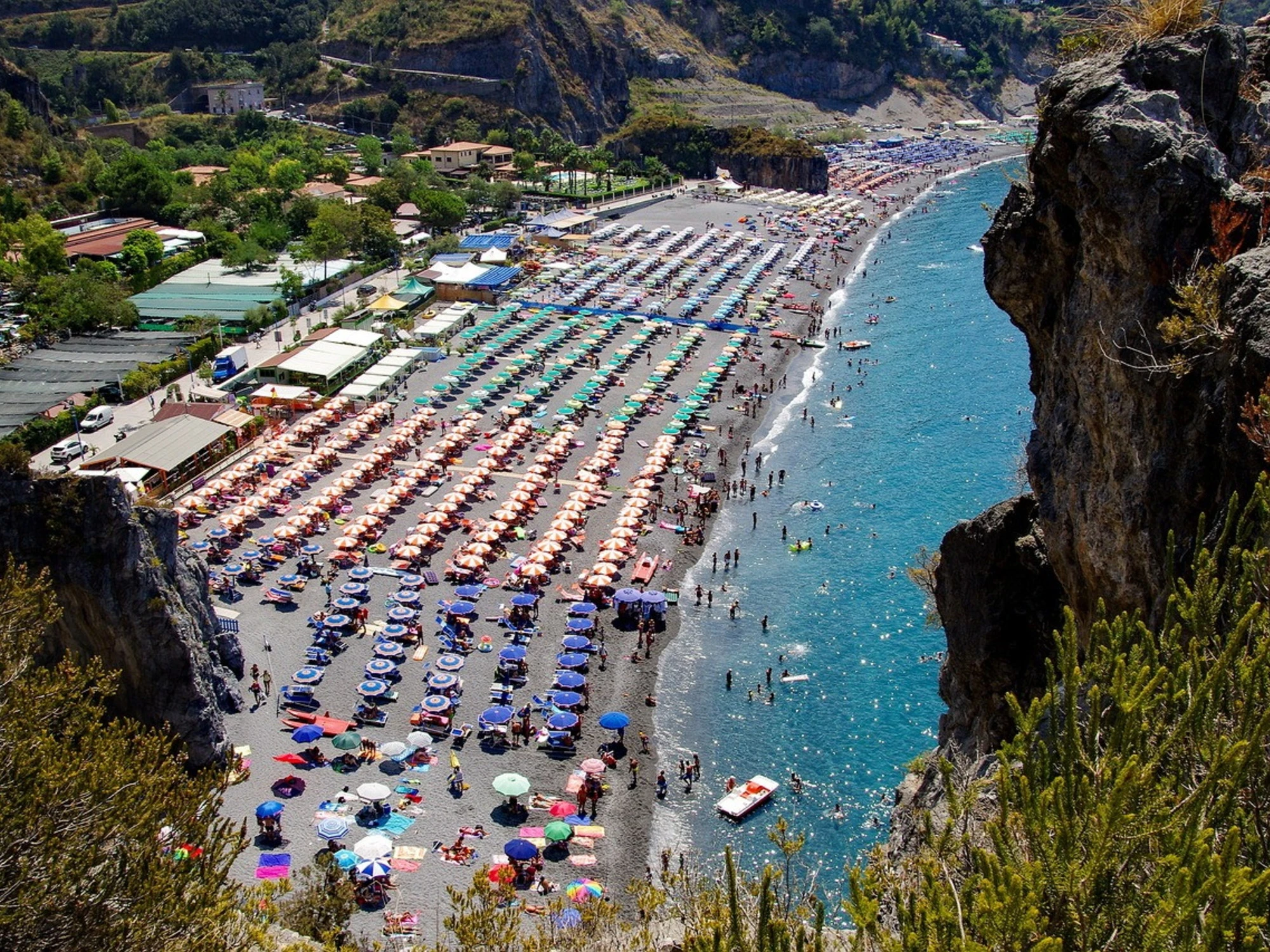 Settimana di Ferragosto: partite, lavorate o a casa?