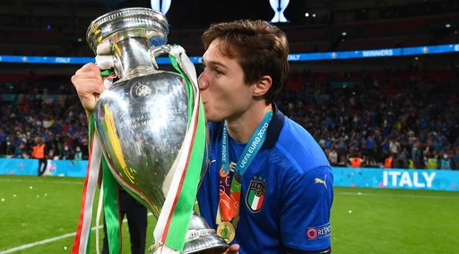 Federico Chiesa brilla in Nazionale, occhio agli altri club europei: l'errore che la Juve deve evitare