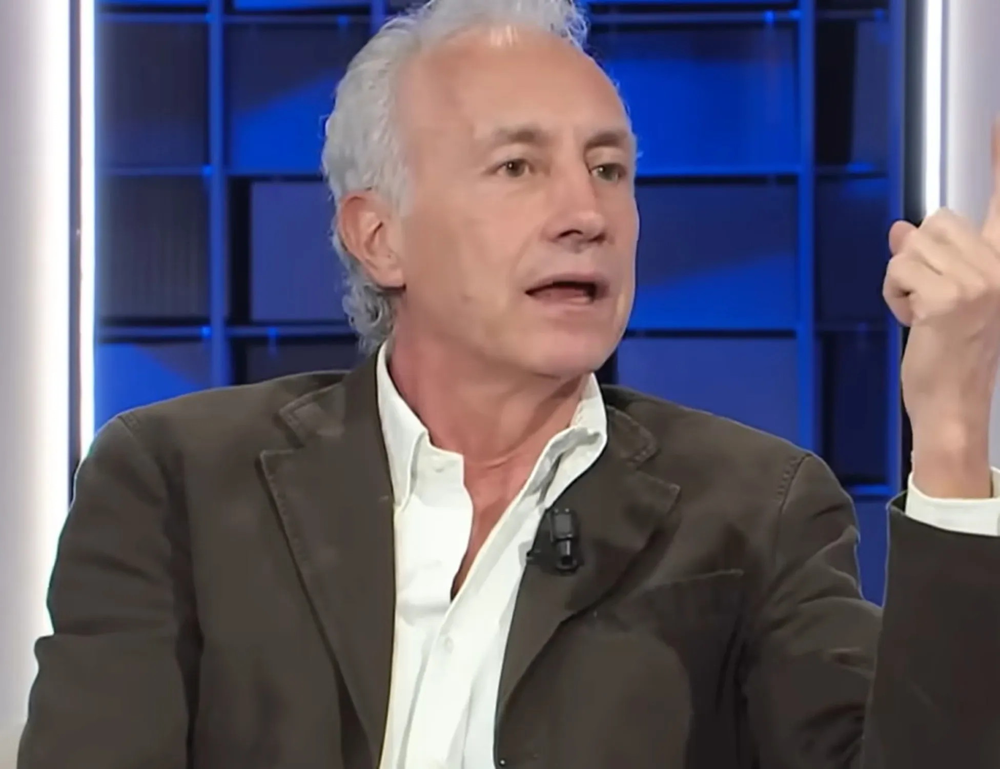 Leggi l'articolo: "Nessuna solidarietà": il surreale piagnisteo di Marco Travaglio. Proprio lui...