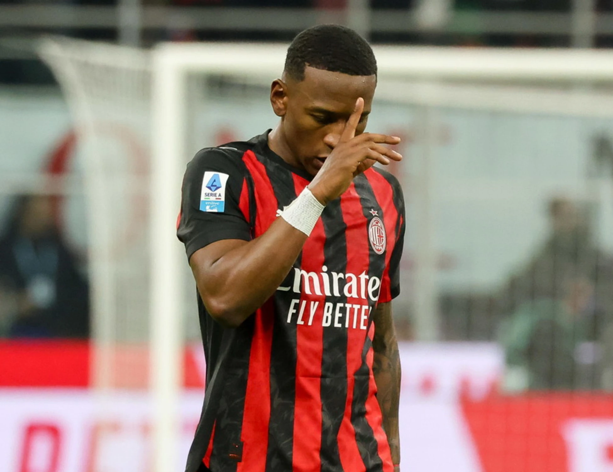 Milan, un grosso guaio: perché Estupinan paralizza il mercato