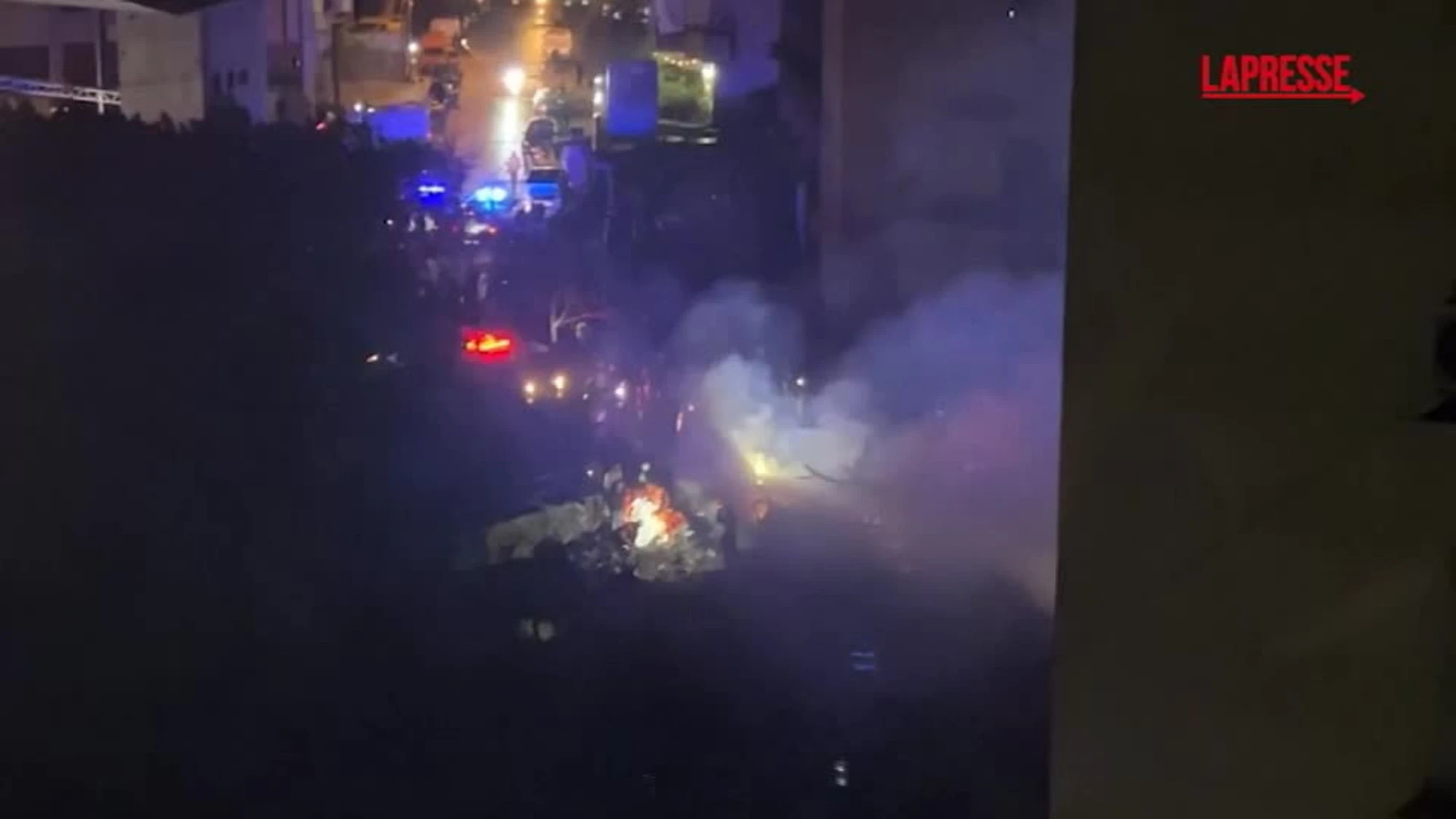 Libano, raid israeliani su Beirut: caos per le strade