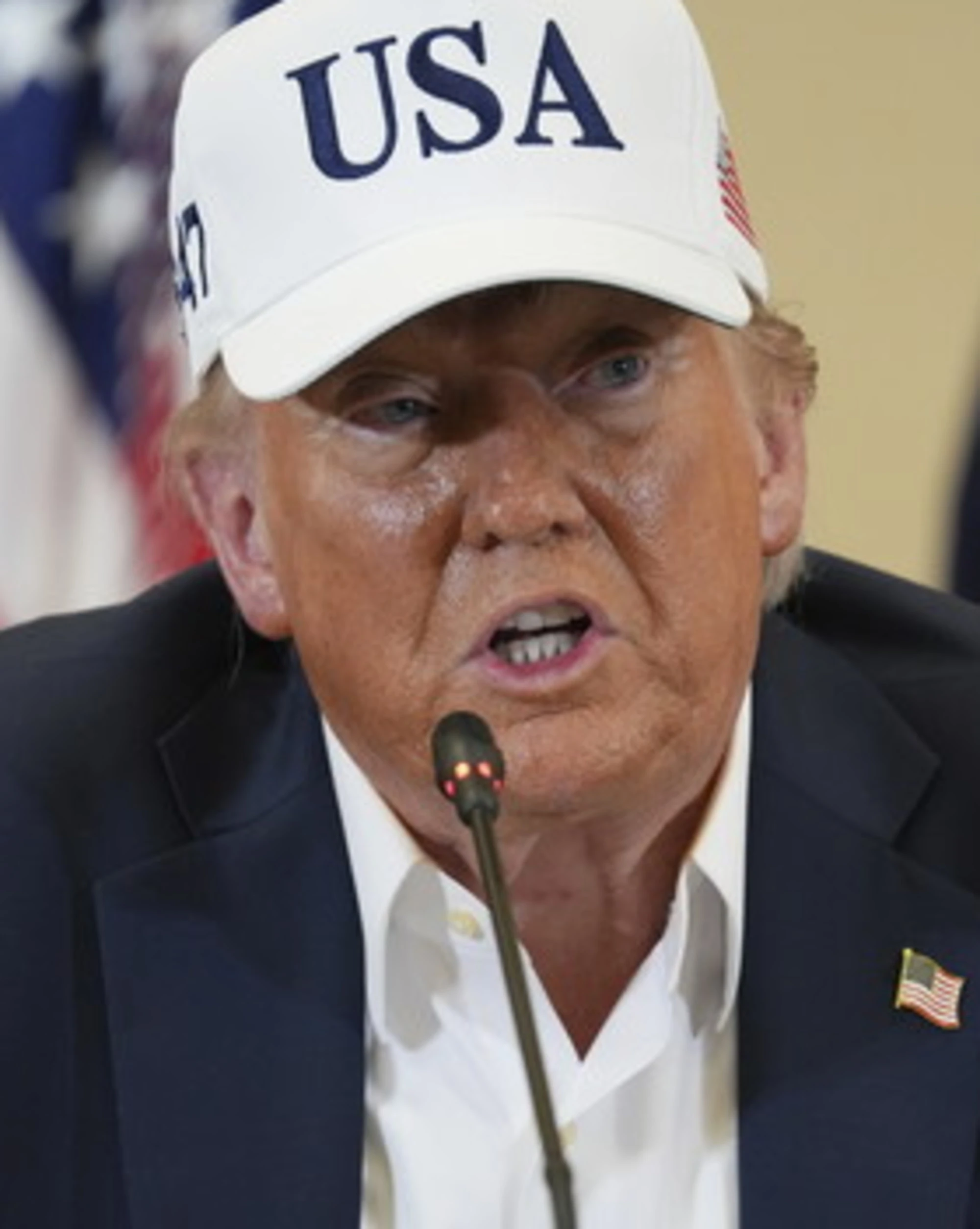 Donald Trump, "dazi del 30% all'Europa dal 1° agosto": bomba dagli Usa