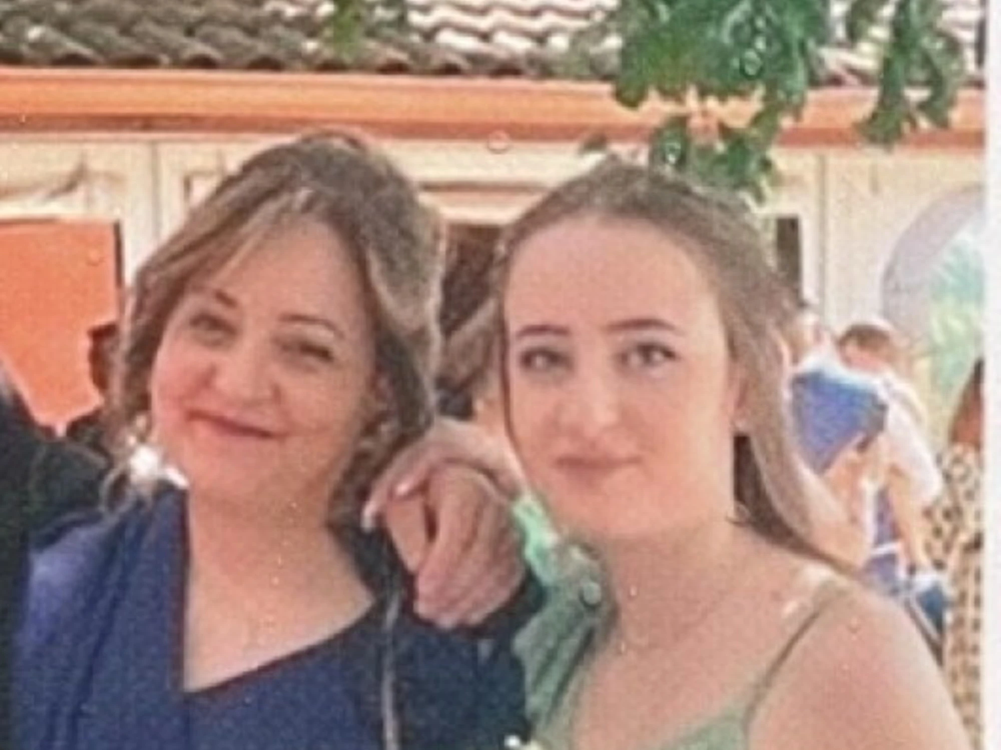 Mamma e figlia morte per la ricina, i testimoni:  "Sara delirava, Antonella non riusciva più a parlare"