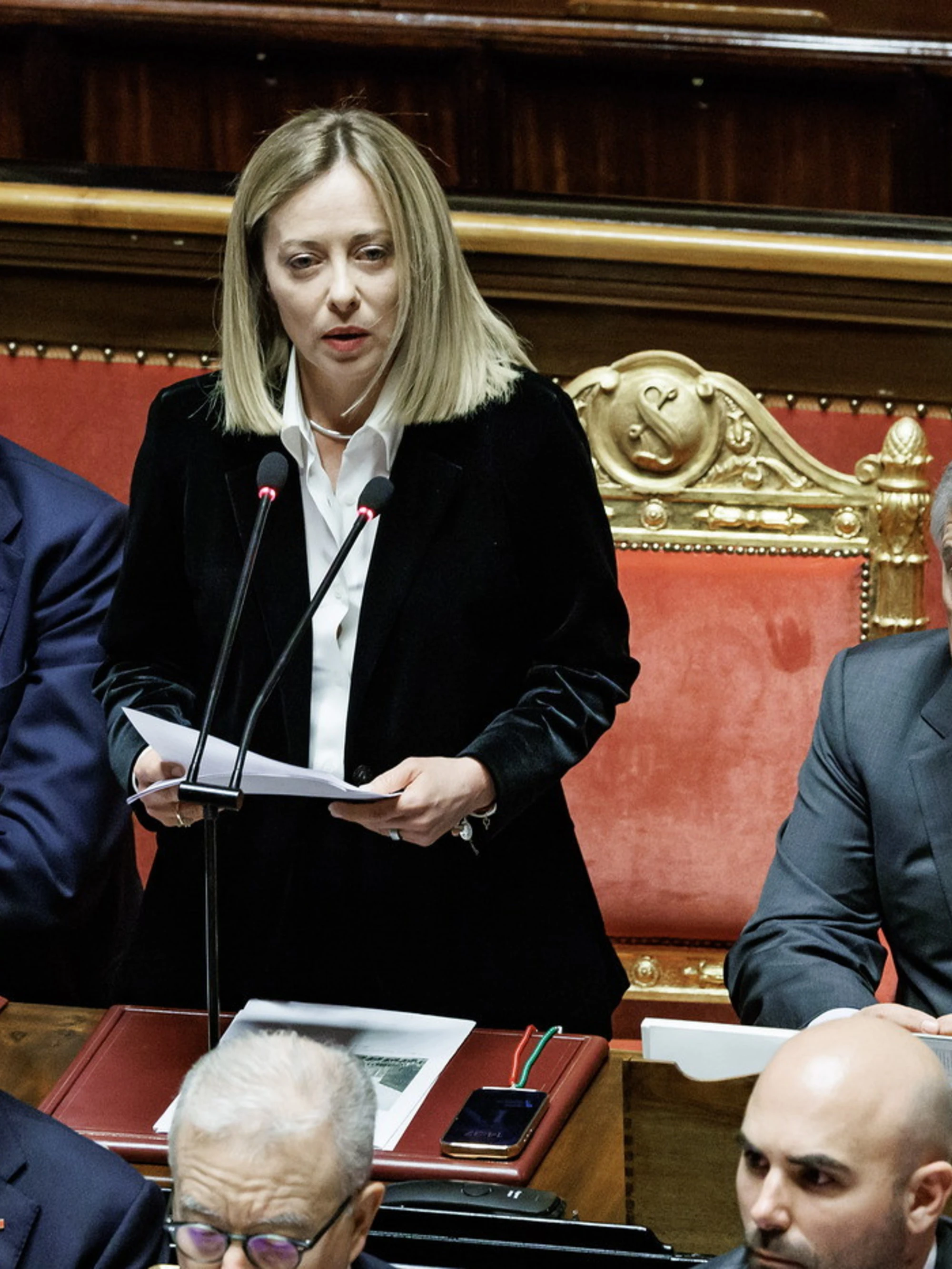 Giorgia Meloni, l'intervento al Senato: "Fare senza Trump sarebbe una follia", schiaffo a Ue e sinistra