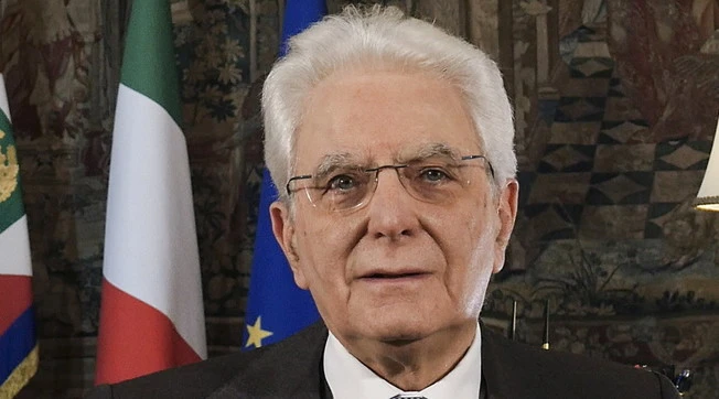 Coronavirus, Vittorio Feltri e l'appello a Sergio Mattarella: "Giuseppe Conte sequestratore, il Quirinale si svegli"