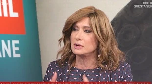 Storie italiane, Luxuria choc: "Sputi e insulti contro di me"