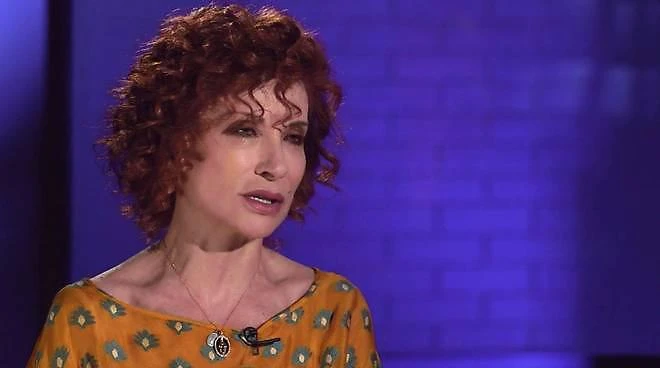 Alda D’Eusanio a Peter Gomez: “Gli spot con Craxi? Io e Mentana rifiutammo e ci cacciarono dal Tg2”