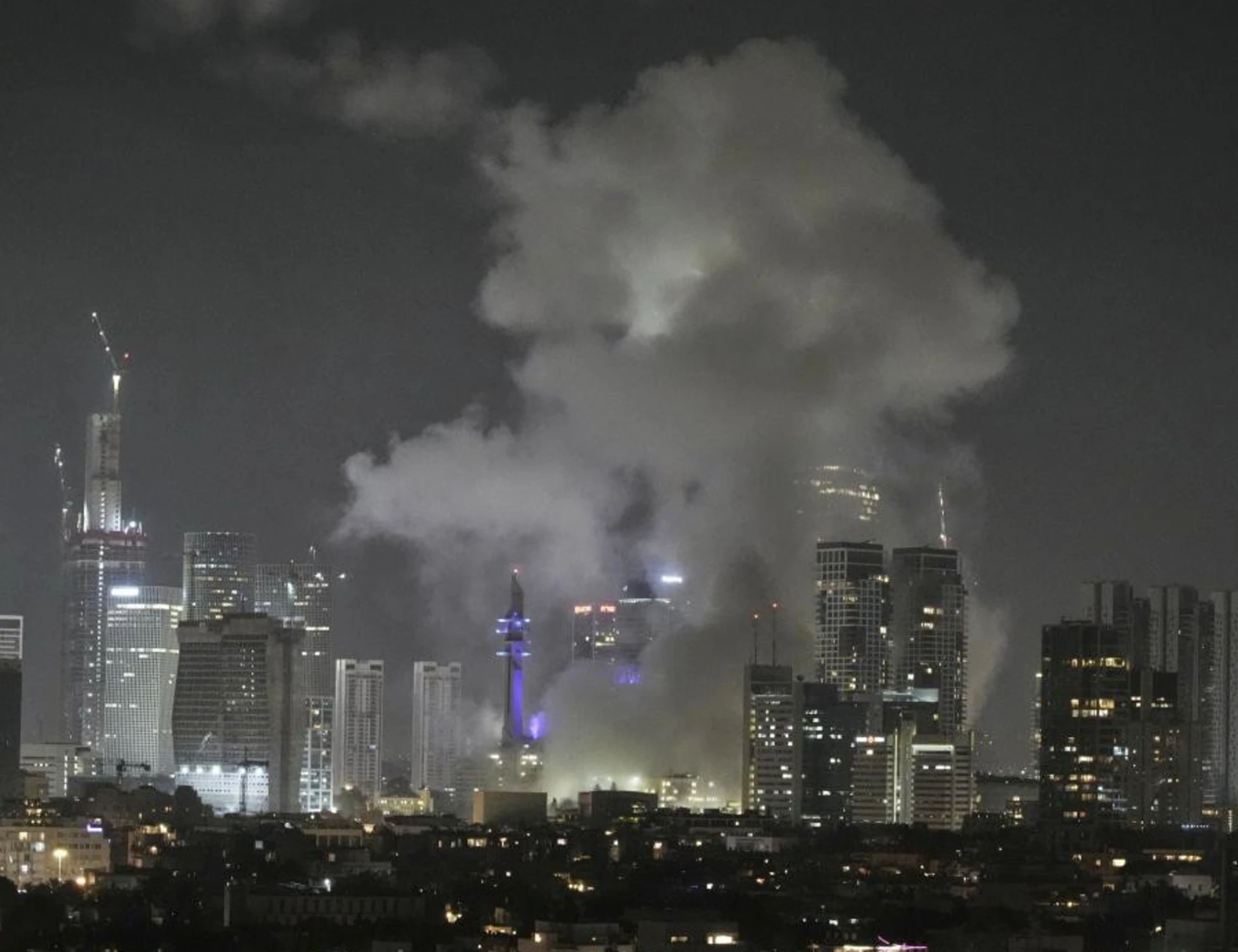 Iran, "Mossad infiltrato a Teheran": come hanno fregato il regime