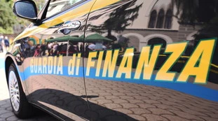 Luigi Di Maio e il M5s, truffa sul reddito di cittadinanza: ad Agrigento 300mila euro a 11  mafiosi