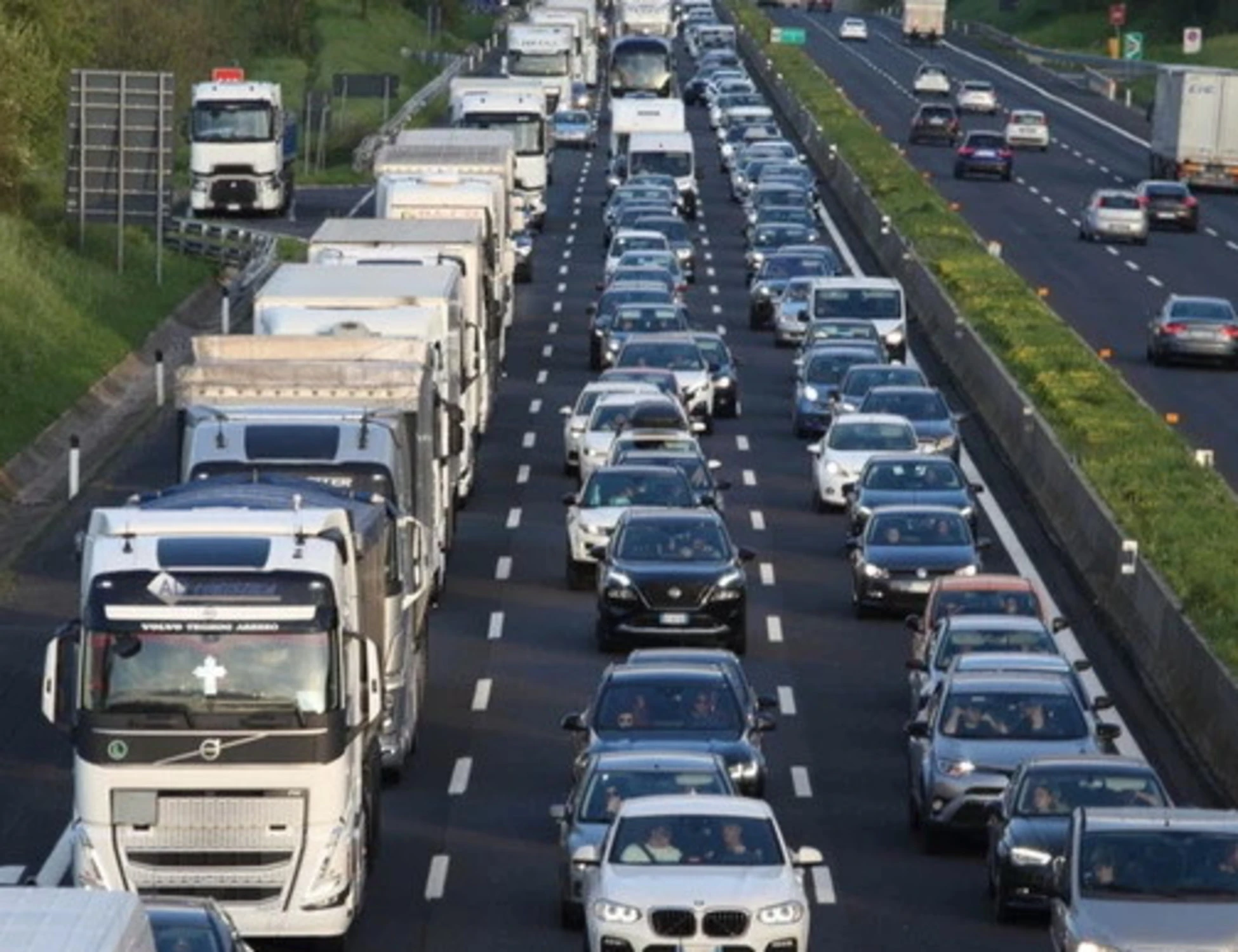 Bollino nero, traffico: il giorno infernale. E quelli rossi: quando non partire