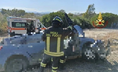 https://media.liberoquotidiano.it/zNbbMLSVwkorfyMuKMiHg-lL7GeDt7GmjcgpXCuA3hw/width:800/quality:90/aW1hZ2VzLzIwMjUvMTAvMDUvMDQyMjE1NTExLTAyZDk2ZjRlLWY4MjMtNDdhNS05N2Q5LWMwYTNlNWZhOTZkZi5qcGc.webp