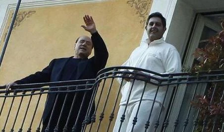 Forza Italia, gli europarlamentari si ribellano alla candidatura di Toti