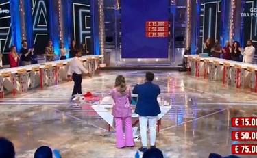 Affari Tuoi, "vogliono strafare": bufera su Anna