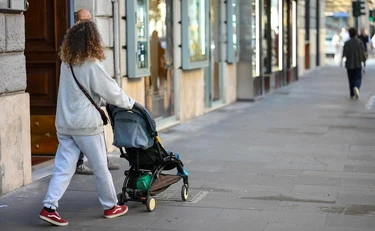 Perugia, africano tenta di rapire bimba in stazione: attimi di terrore