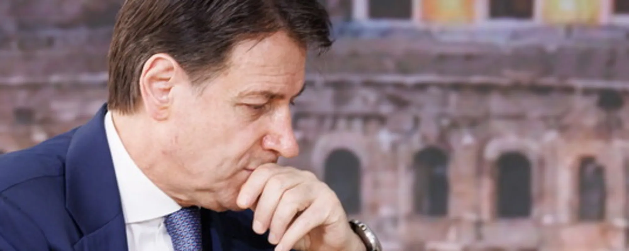 "Invece di fare selfie chiedi scusa": Superbonus, Conte travolto