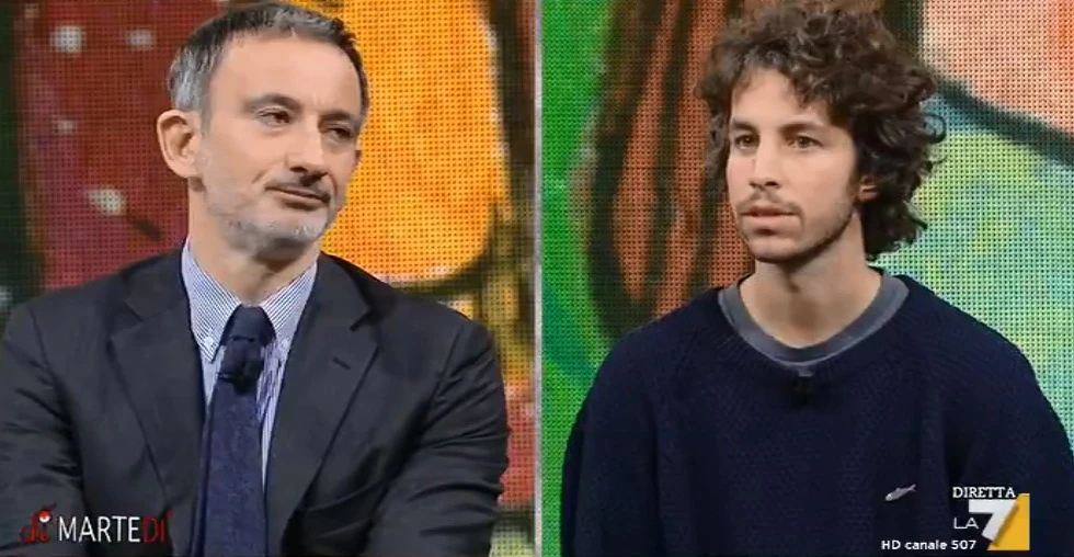 DiMartedì, Pietro Senaldi inchioda le Sardine: "Cosa c'entra Saviano?" / Video