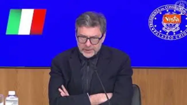 Leggi l'articolo: Giorgetti su Piantedosi: Non è un collega di partito, non mi risulta essere iscritto alla Lega