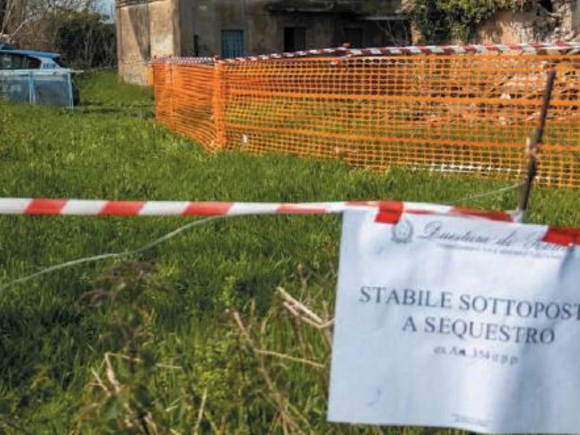 Roma, botte e minacce alla troupe Rai: la violenza degli antagonisti