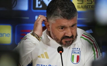 https://media.liberoquotidiano.it/zTOnyUuoDrgmU_gbyIzENnkc_ffs-K-ZqGsZu8JLYeE/width:800/quality:90/aW1hZ2VzLzIwMjUvMTAvMDkvMTMxNjAwODQ3LWI4NzAyZWNmLWQ3ZTQtNDg2NS1hM2E1LWY5ZGIyNTE1MDcxOS5qcGc.webp