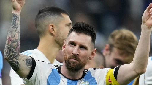 Leo Messi campione? "La manina della Fifa": girano strane voci