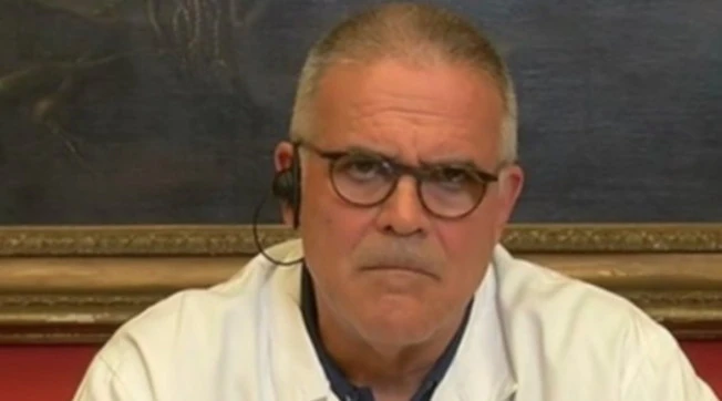 Alberto Zangrillo in ospedale, fucilata a "terroristi" e Selvaggia Lucarelli: "Perché ci raccontano altro"