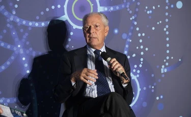 Se anche Tronchetti boccia la corsa all'elettrico