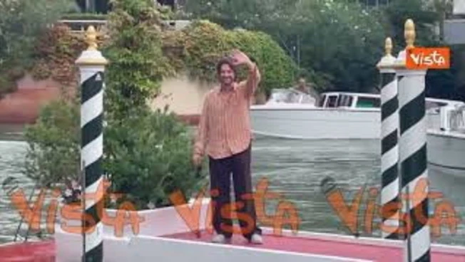 https://media.liberoquotidiano.it/zV10z_M_mtUtvcjI2Kpyej-5YSCtyVe2bOoiBcX1sK4/width:800/quality:90/aW1hZ2VzLzIwMjUvMDgvMzAvMTA0NjMwMDQ5LTYwZjQ5ZTk1LTdmN2QtNDEwNS05MmNhLWVkYzUwZThmNzIzMy5qcGc.webp