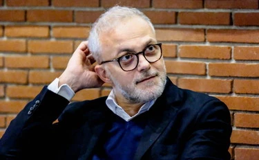 Ernesto Maria Ruffini, il silenzio che spaventa Schlein: le manovre nel Pd