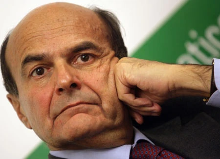 Il piano di Bersani: andare al voto con Silvio in carcere