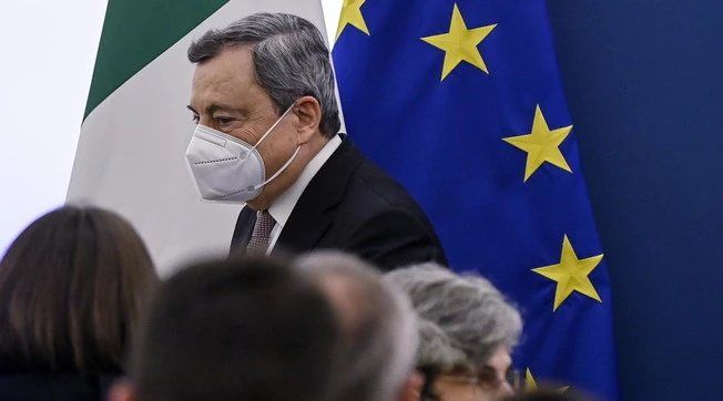 Mario Draghi, Vittorio Feltri: "Le dimissioni non stupirebbero", voci dalle sacre stanze
