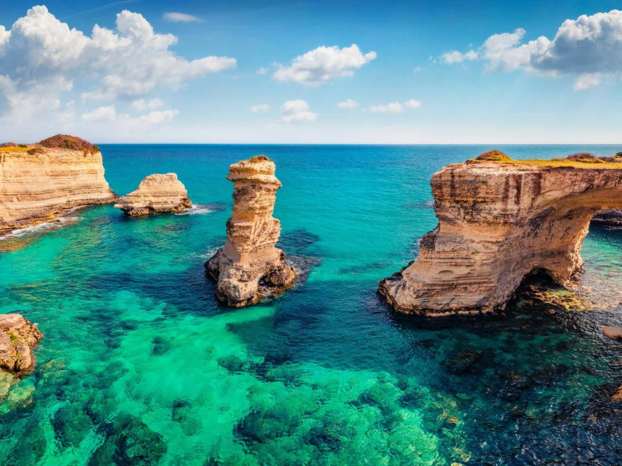 Salento, l'arco degli innamorati non c'è più: si è sbriciolato in pochi minuti