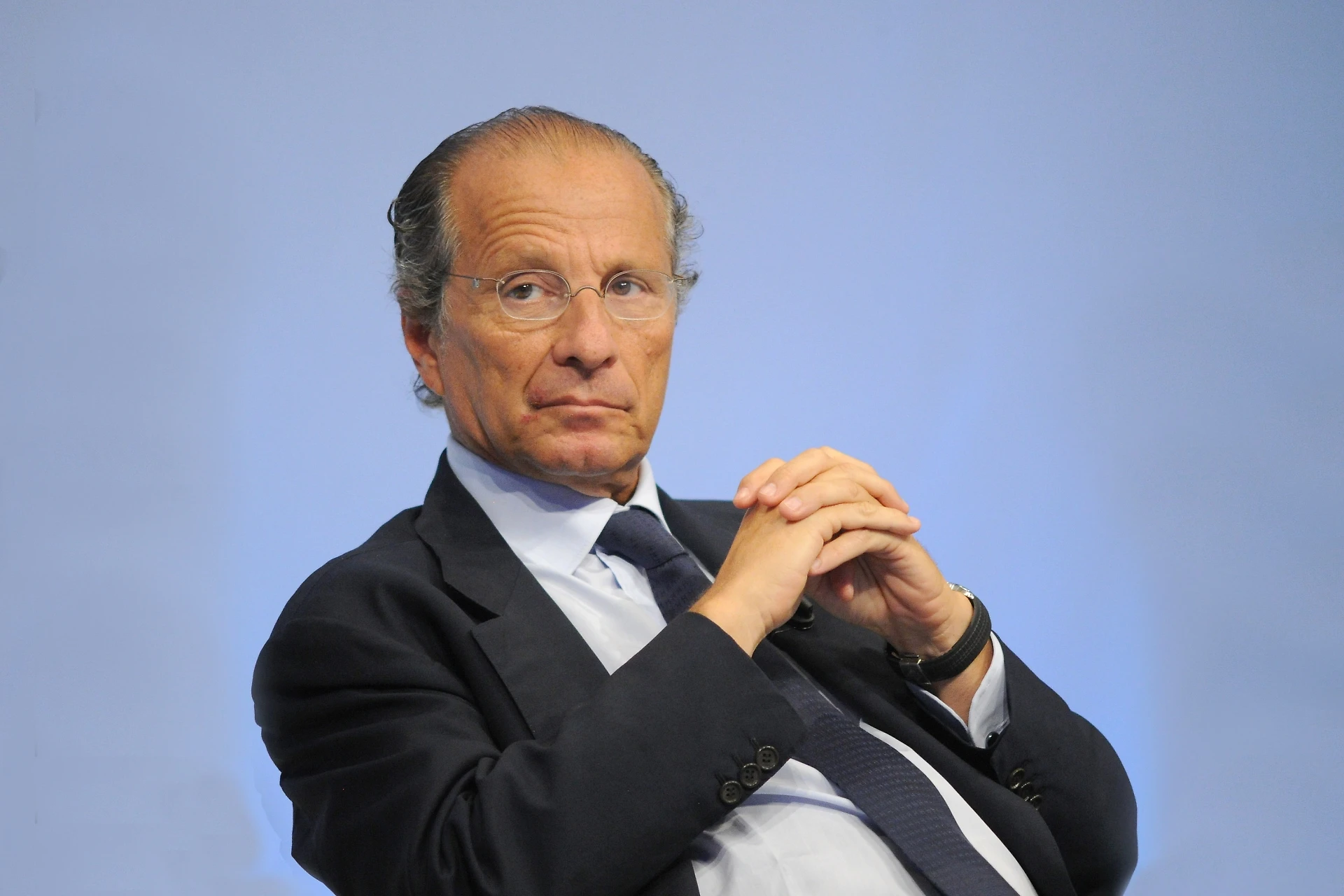 Luigi Bisignani, profezia funesta. "Presto un bombardamento su Salvini. Per questo Conte e il Papa..."