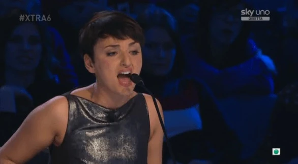Arisa furiosa con Mara Maionchi dopo X Factor: "Da te non me l'aspettavo, datti una regolata"