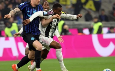 Inter-Juventus, Bastoni, il caso diventa politico: l'attacco durissimo di Letta