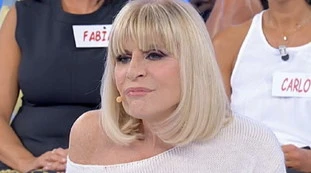 Gemma Galgani a Uomini e donne, sfogo contro il gabbiano Manetti: &quot;Basta, sono stanca&quot;
