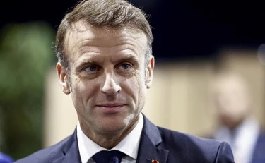 Emmanuel Macron? Dopo aver fallito in Vaticano tenta la strada della massoneria