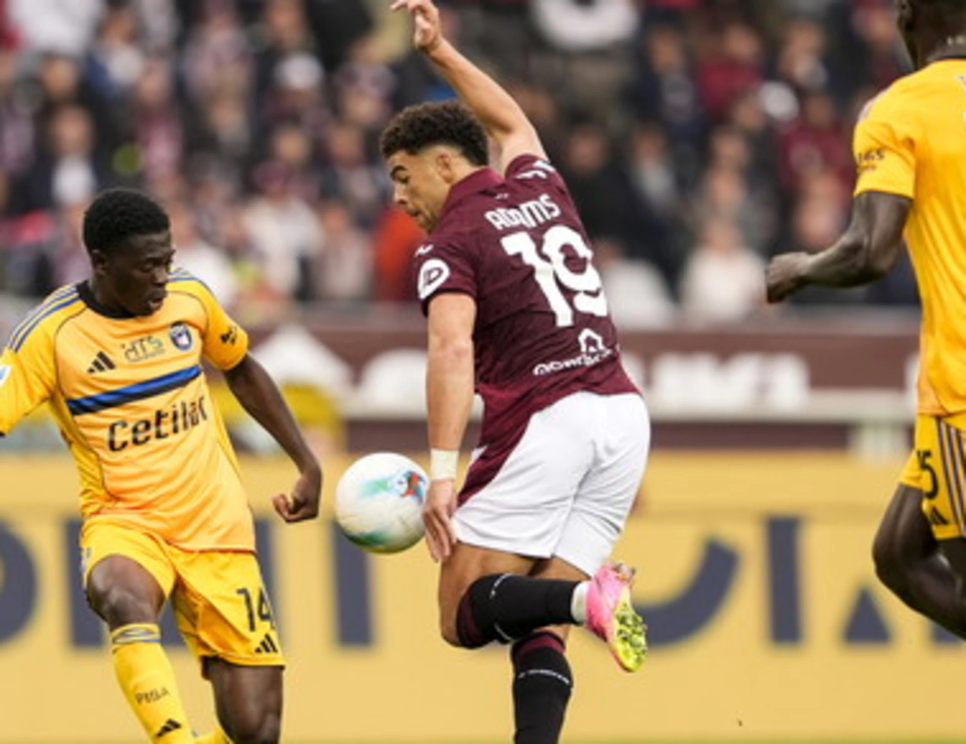 Serie A, Torino-Pisa 2-2: Simeone e Che Adams firmano la rimonta