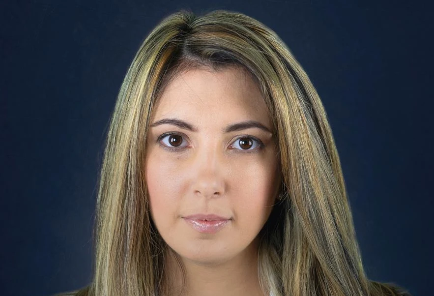 Candidate di centrodestra linciate: minacce, insulti e foto osè, il gioco sporco dei sinistri