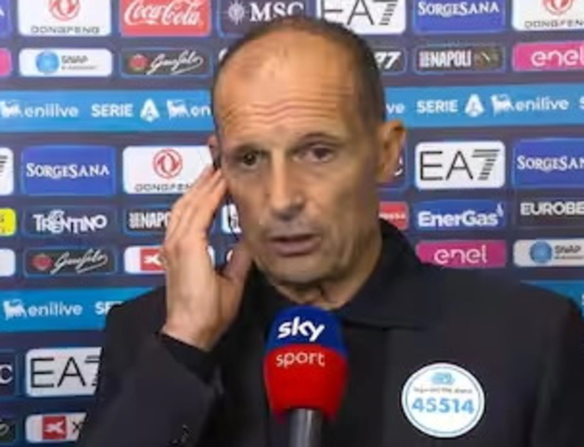 Napoli, la furia di Allegri dopo la sconfitta in Champions: "Oggi sembra quasi una vergogna..."