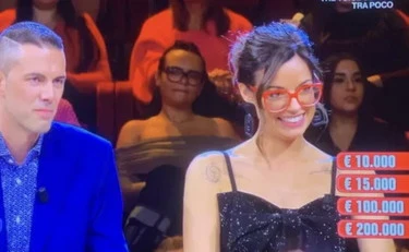 Affari Tuoi, Francesca travolta sui titoli di coda: "La più avida di sempre"