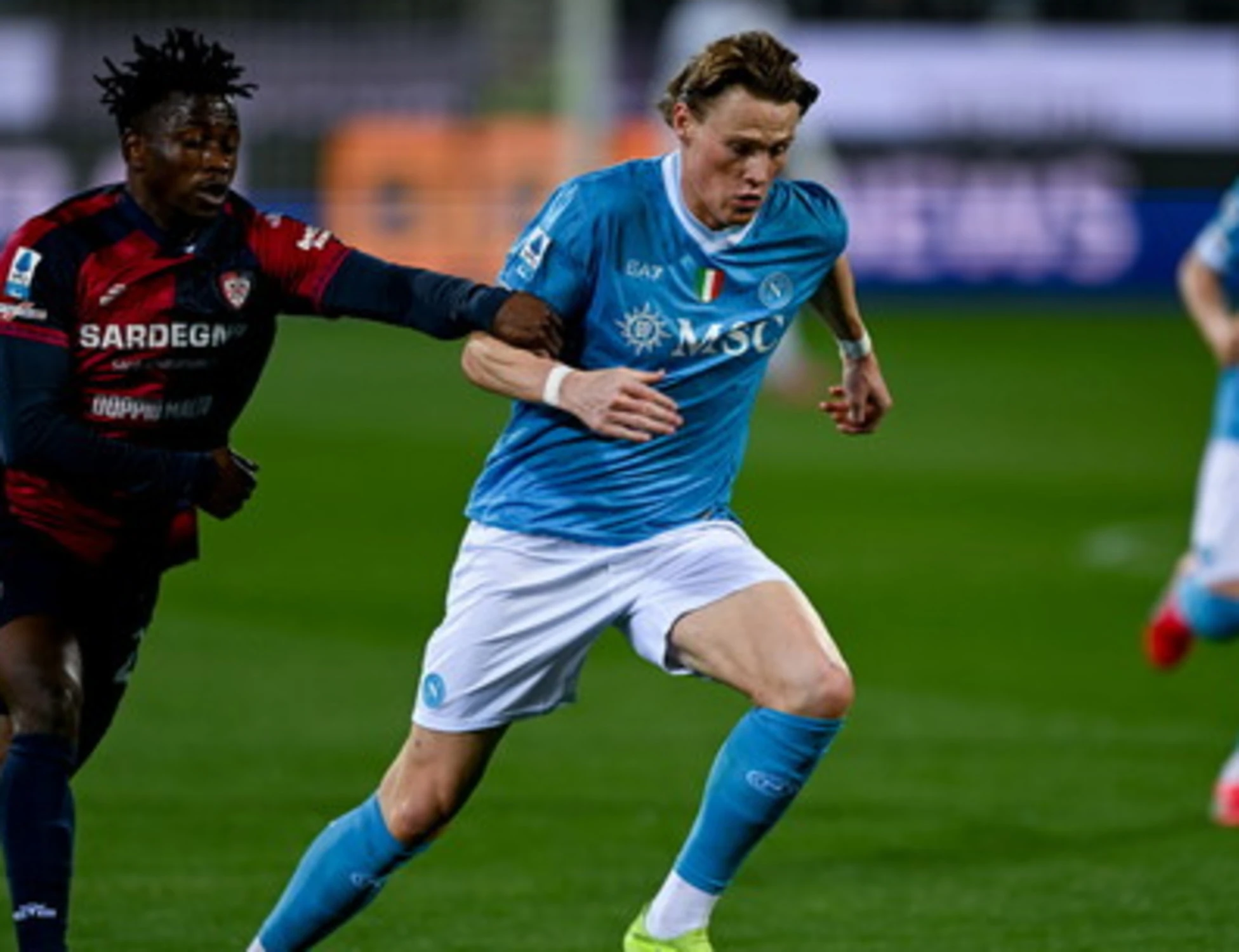 Basta McTominay: Napoli, 3 punti a Cagliari e sorpasso sul Milan (e Inter nel mirino...)