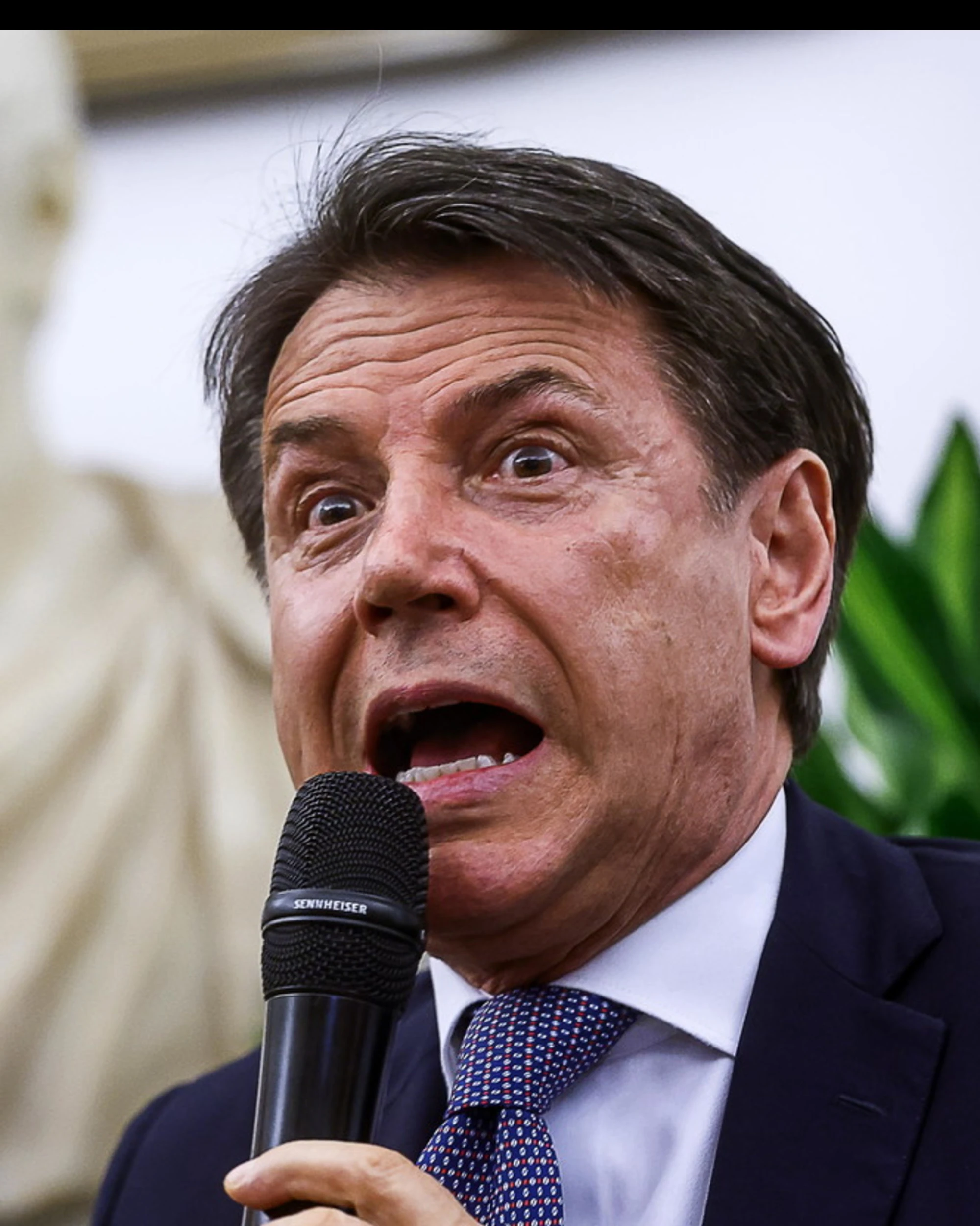 Iran, Conte e la carica degli ignoranti