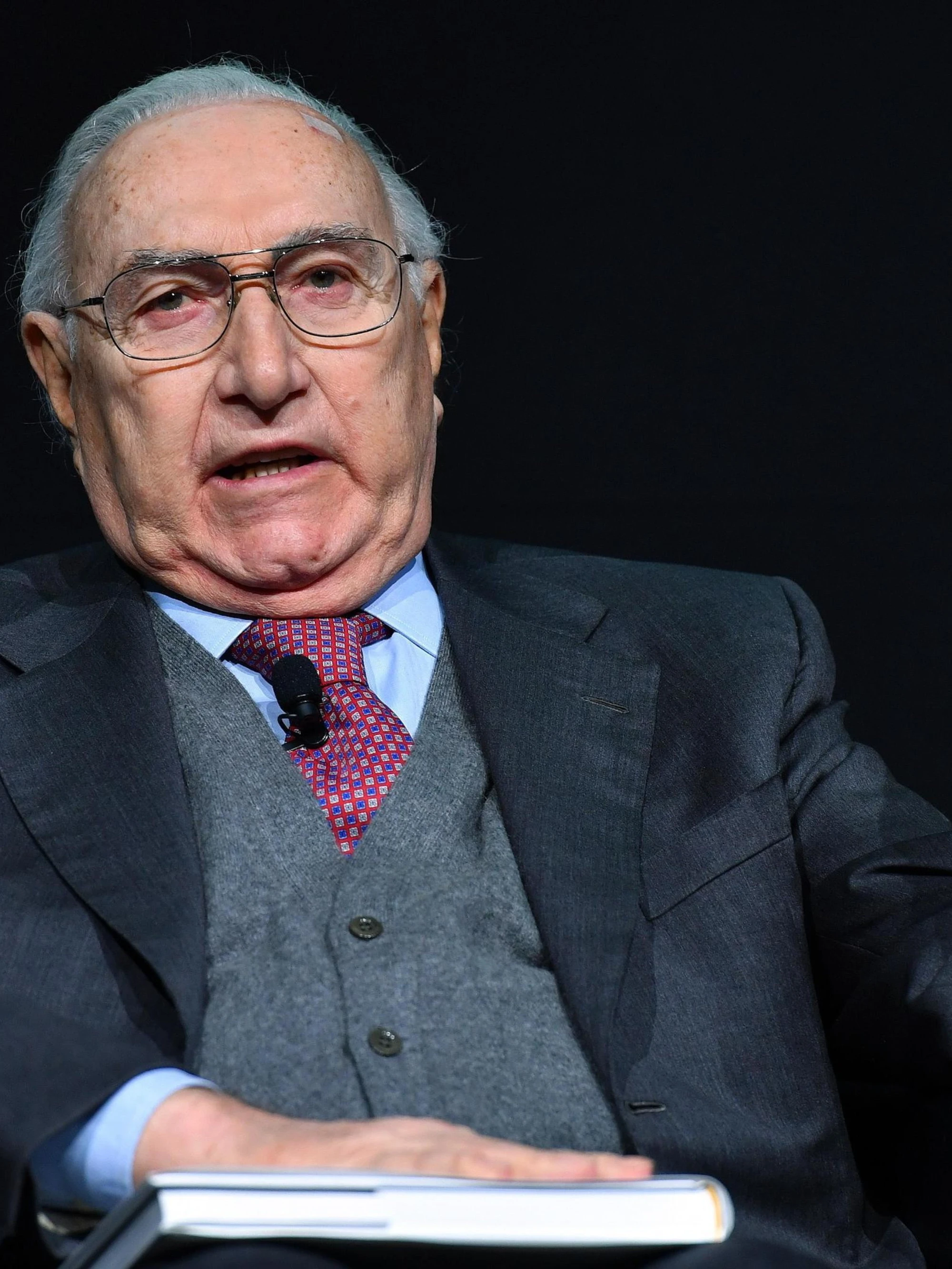 Pippo Baudo, gli ultimi mesi drammatici: "Guidato da una voce. E le gambe..."