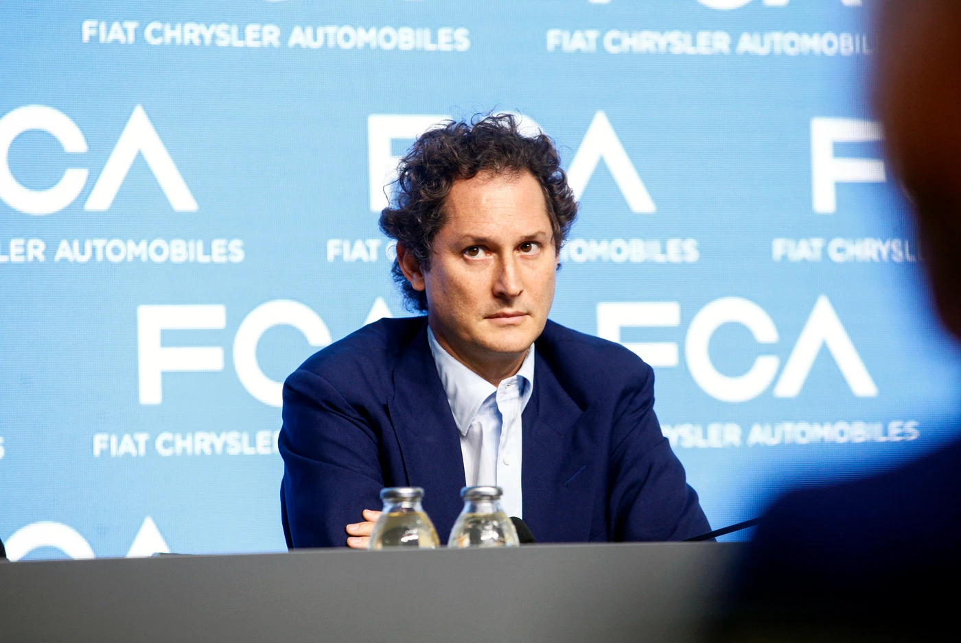 Fca, salta la fusione con Renault. Decisiva l'opposizione di Macron, titolo Fiat Chrysler crolla a Wall Street