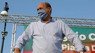 Lazio, l'ombra della camorra sulla gara per le mascherine: nel mirino il contratto siglato dai funzionari di Zingaretti