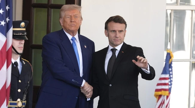 Trump, smacco a sinistra e Ue: "Amo l'Italia, Meloni una donna meravigliosa"