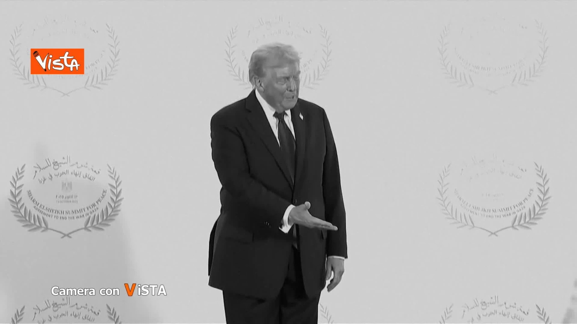 "In bocca al lupo". Su Camera con Vista