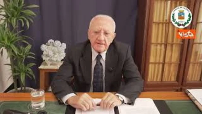De Luca (Salerno): Bonelli è salice piangente della politica, produttore di depressione nazionale